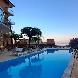 4* Szálloda Corallo